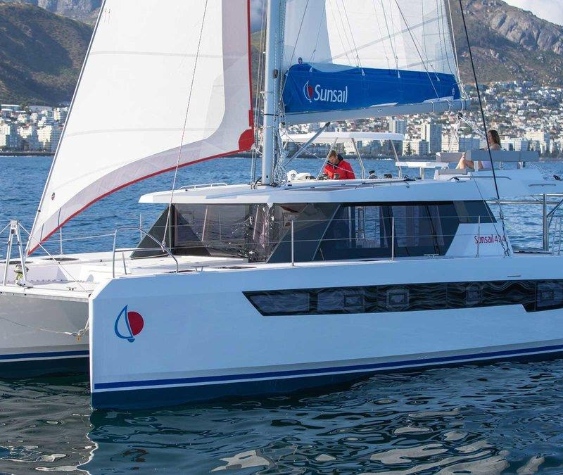 Honymoon Yacht Charter