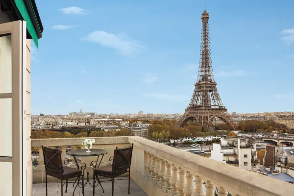 hotels near Eiffel tower